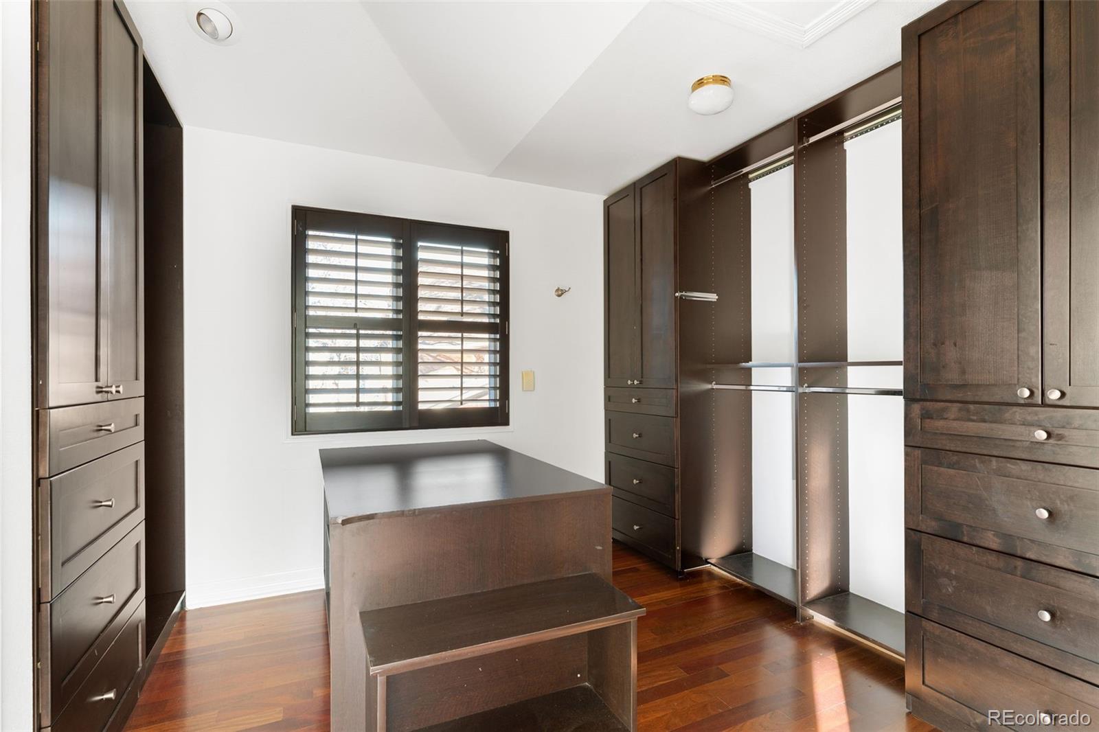 MLS Image #25 for 2435 s fillmore street,denver, Colorado