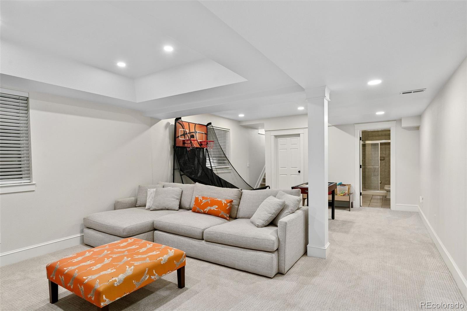 MLS Image #31 for 2435 s fillmore street,denver, Colorado