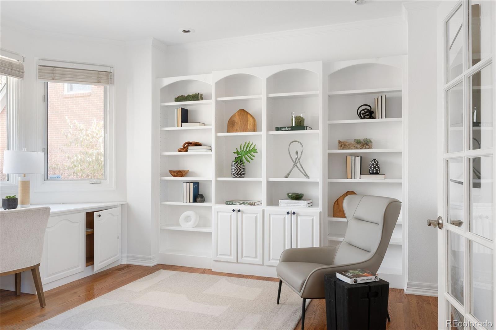 MLS Image #4 for 2435 s fillmore street,denver, Colorado
