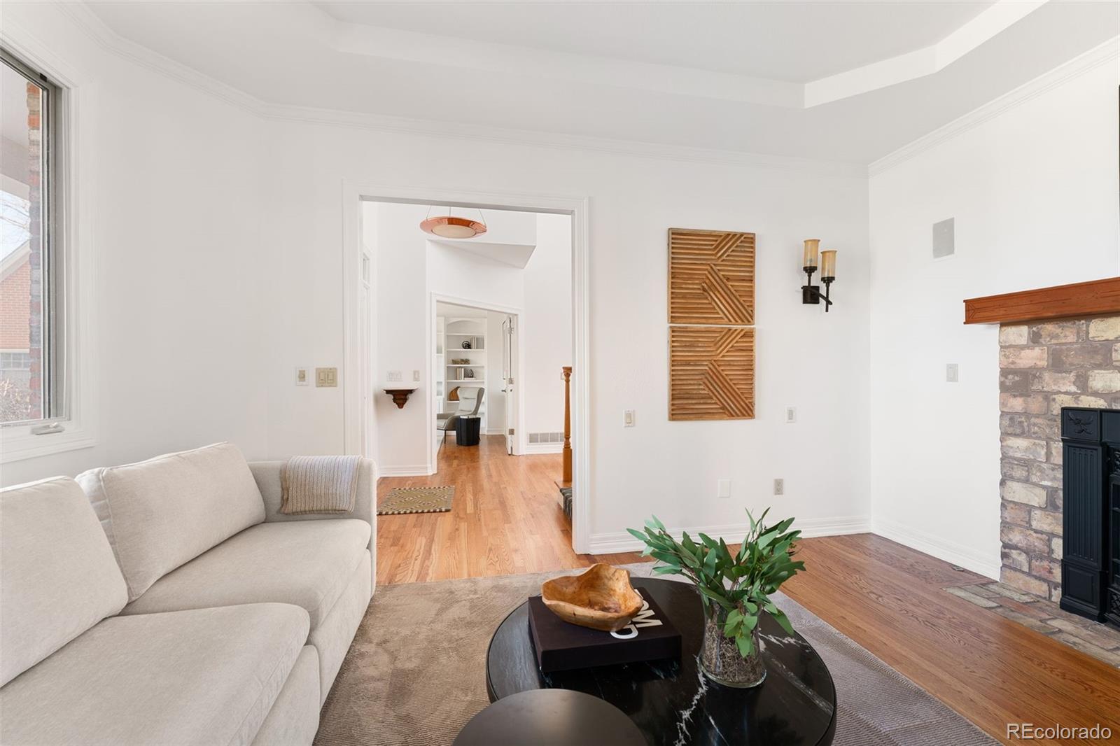MLS Image #6 for 2435 s fillmore street,denver, Colorado
