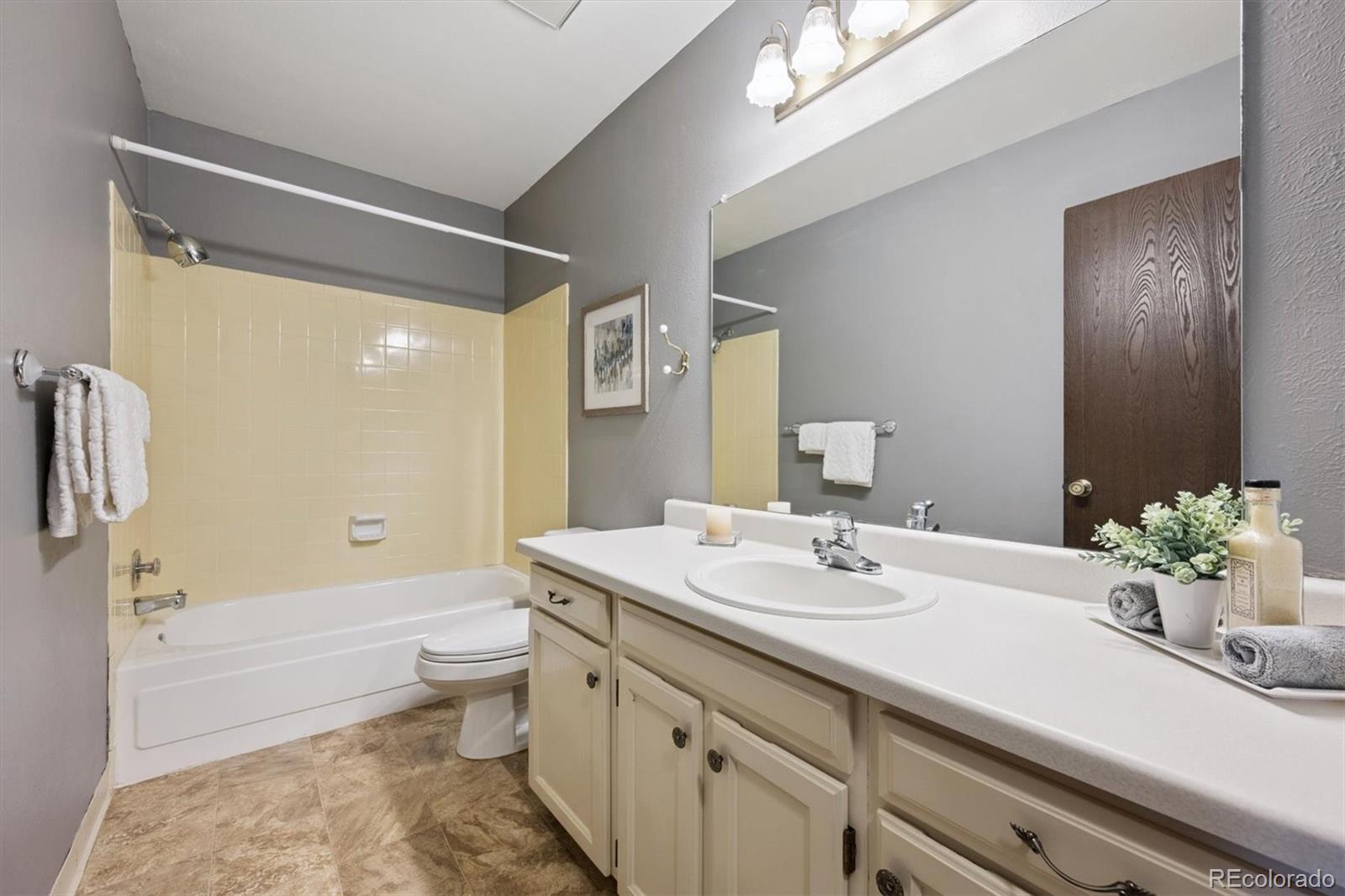 MLS Image #20 for 8783  chase drive 211,arvada, Colorado