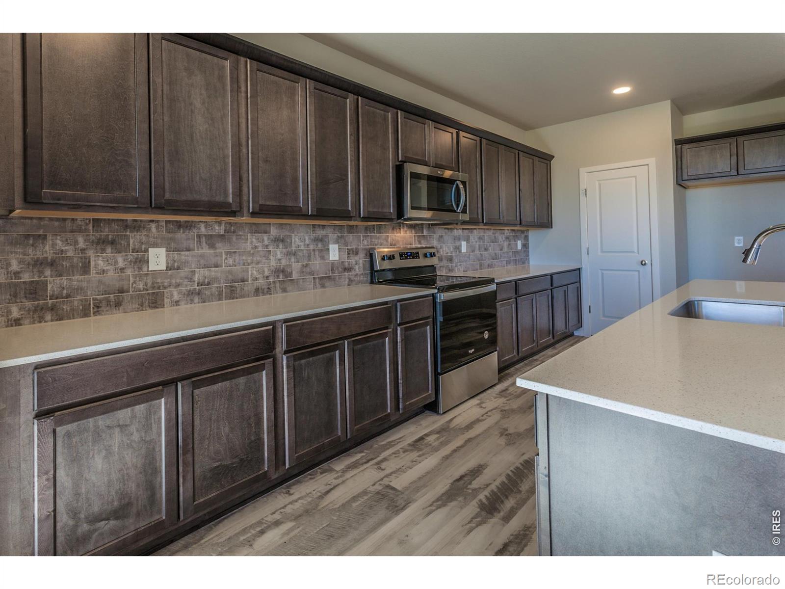 MLS Image #9 for 764  trumpet court,windsor, Colorado