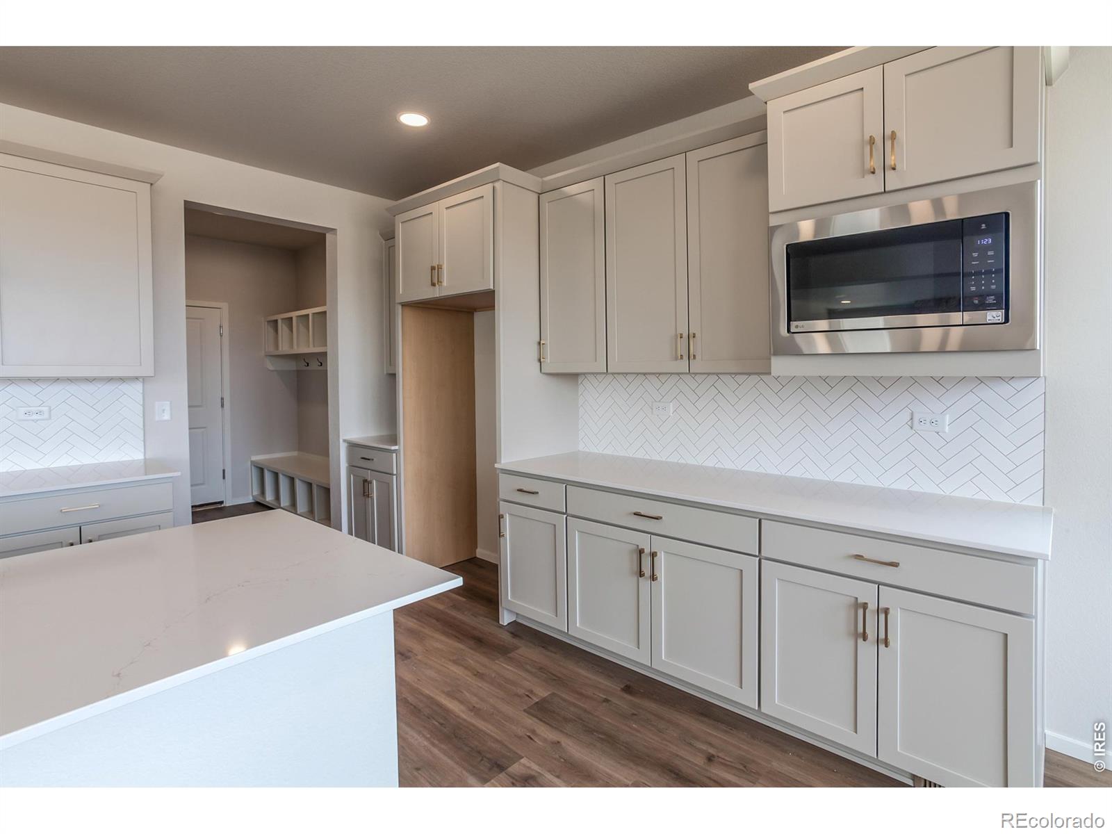 MLS Image #13 for 804  chatter road,windsor, Colorado