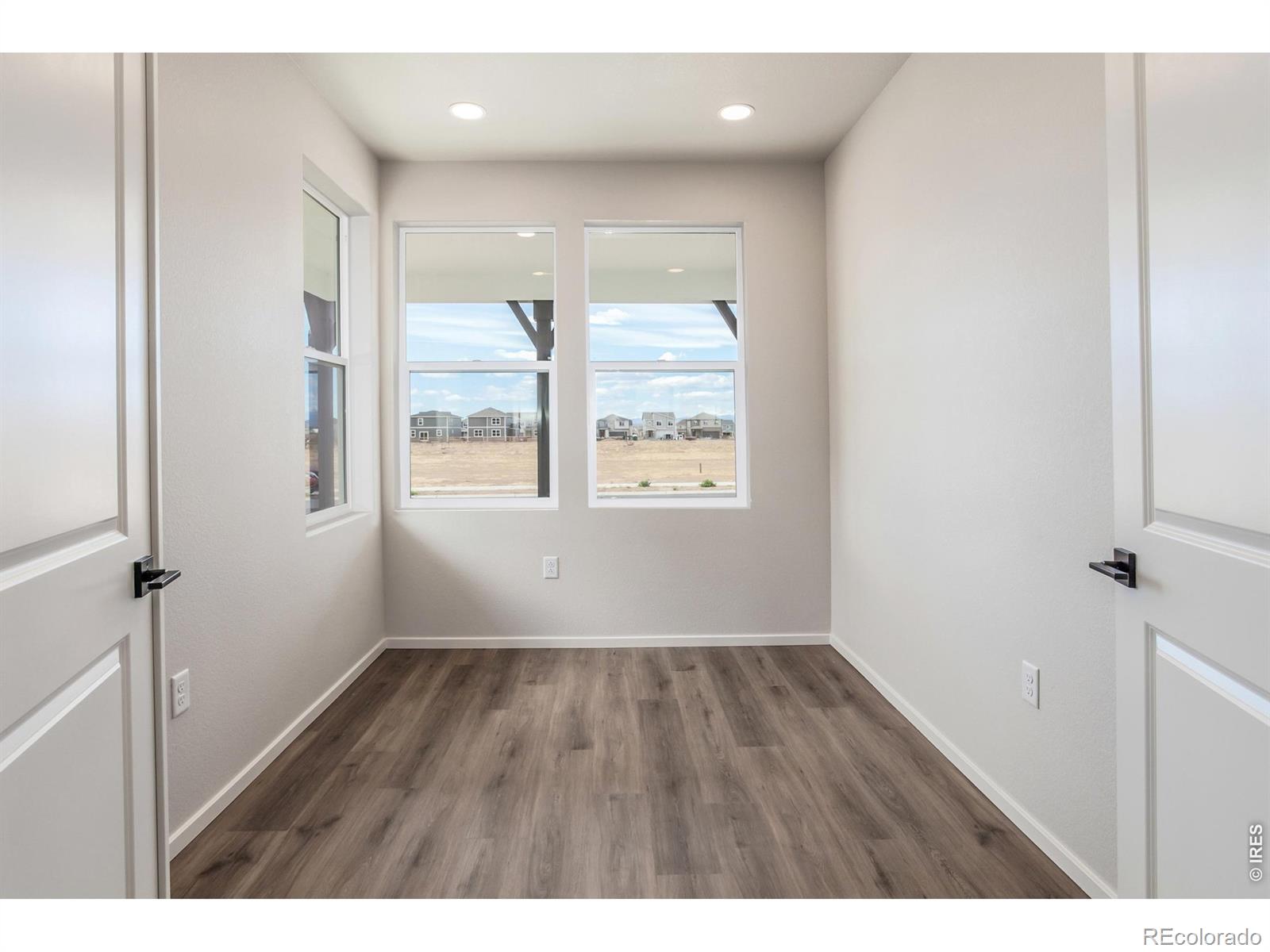 MLS Image #2 for 804  chatter road,windsor, Colorado