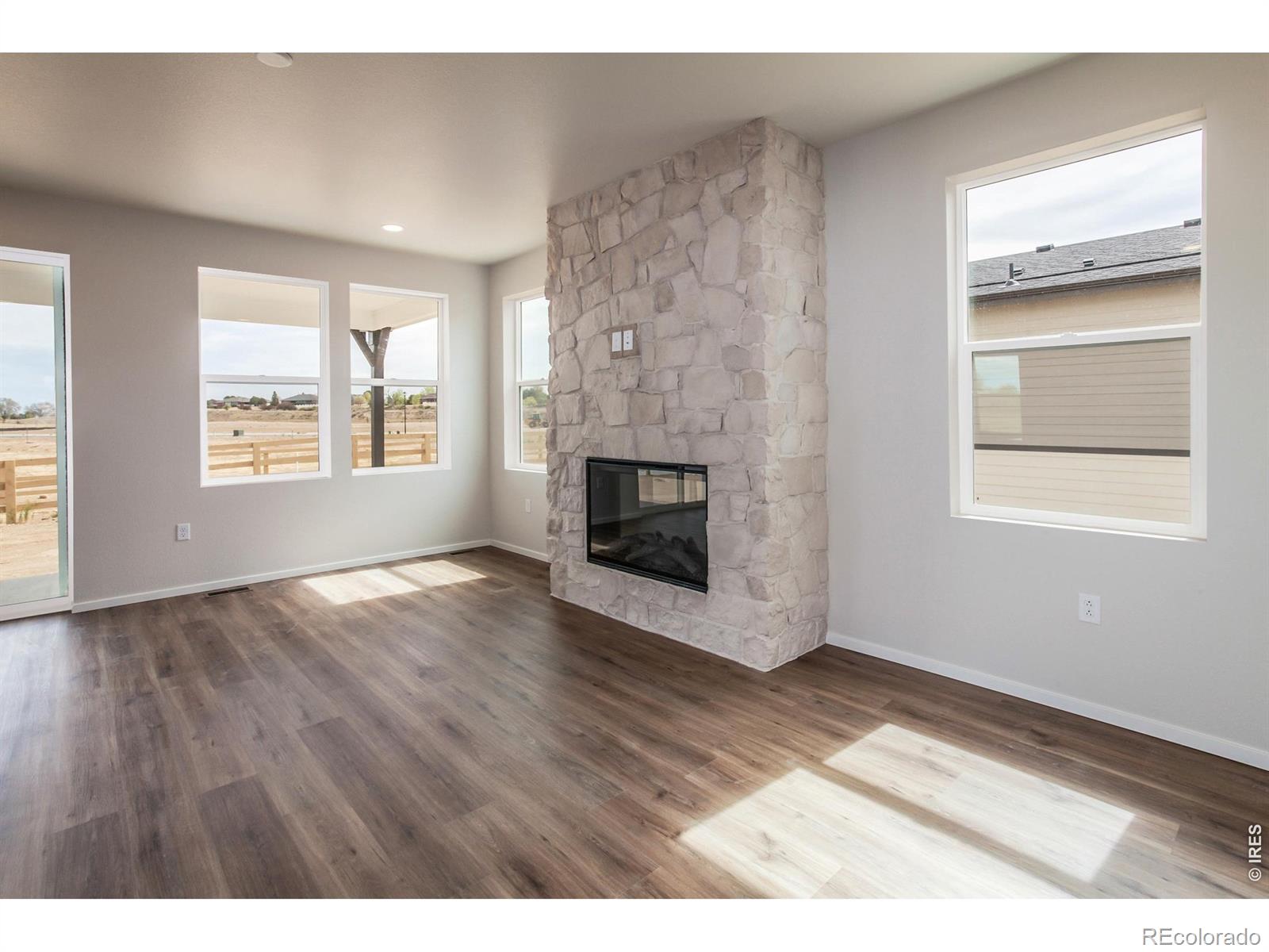 MLS Image #4 for 804  chatter road,windsor, Colorado