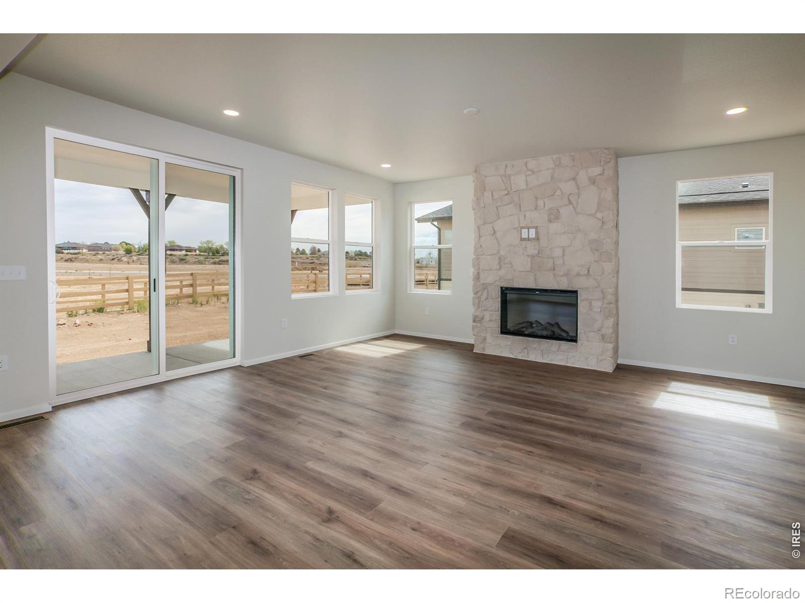 MLS Image #5 for 804  chatter road,windsor, Colorado