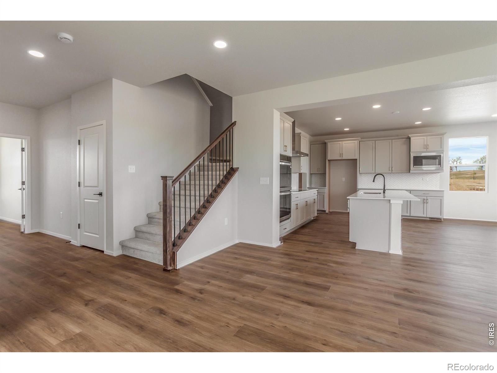 MLS Image #6 for 804  chatter road,windsor, Colorado