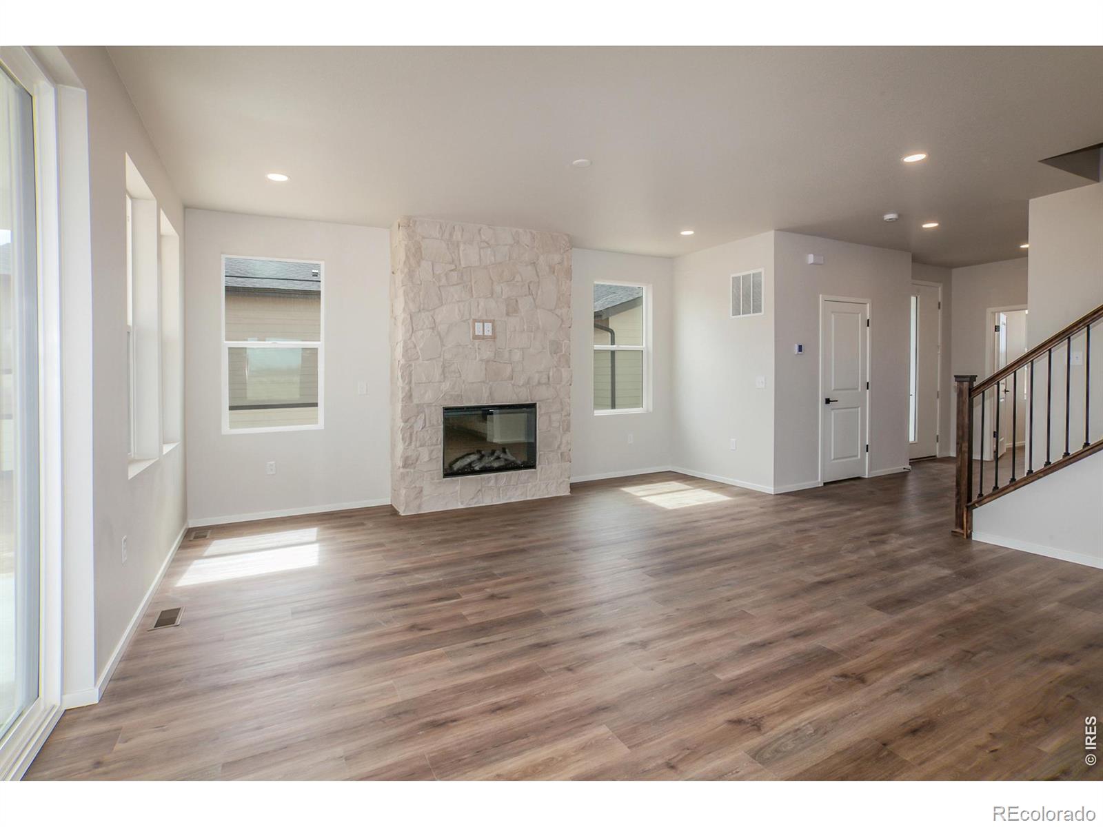 MLS Image #9 for 804  chatter road,windsor, Colorado