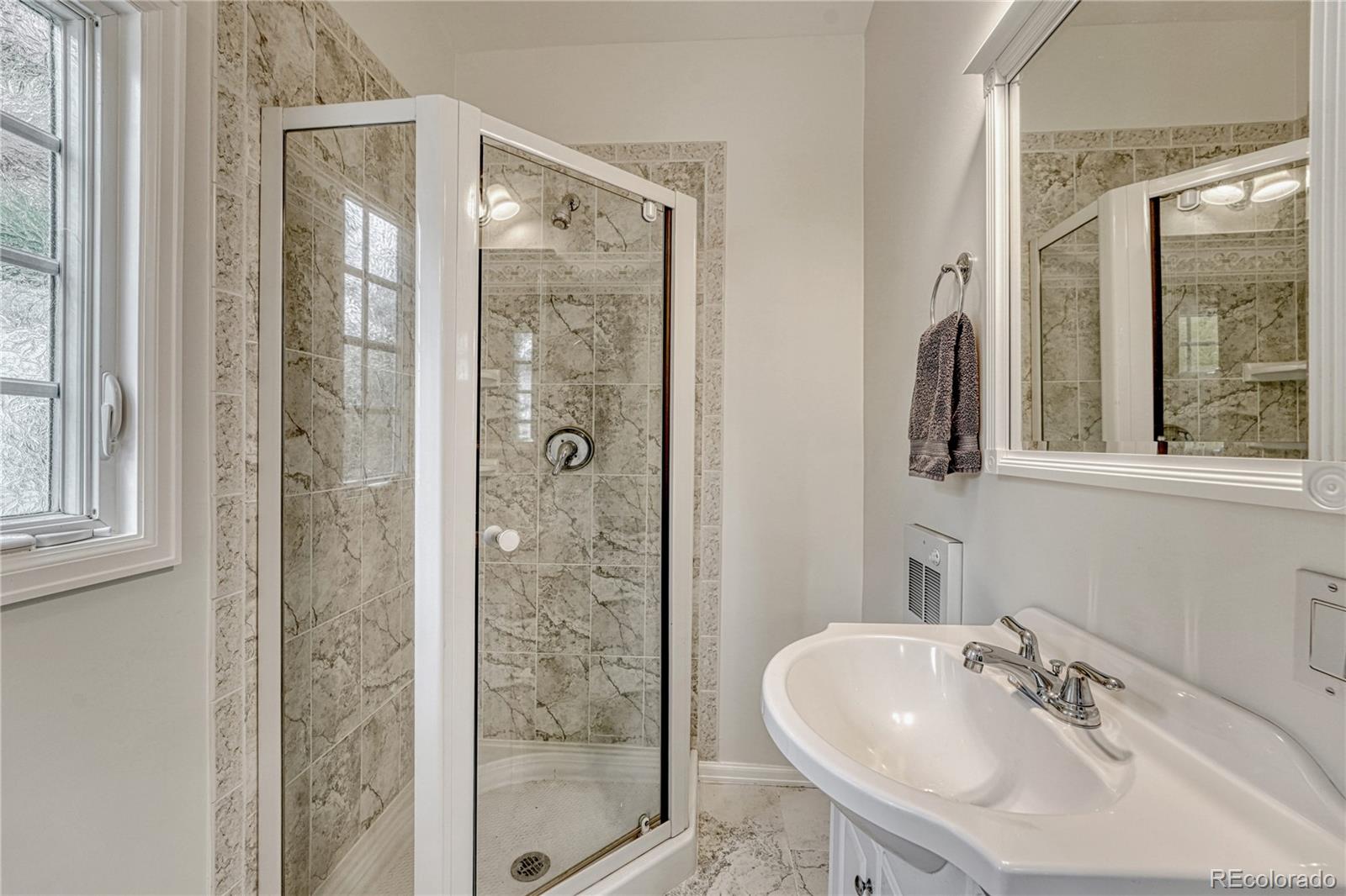 MLS Image #18 for 2086  grape street,denver, Colorado