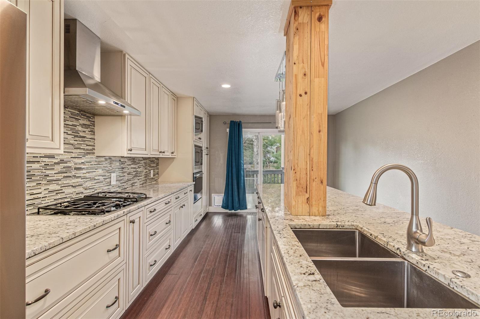 MLS Image #8 for 18820 e hawaii drive,aurora, Colorado
