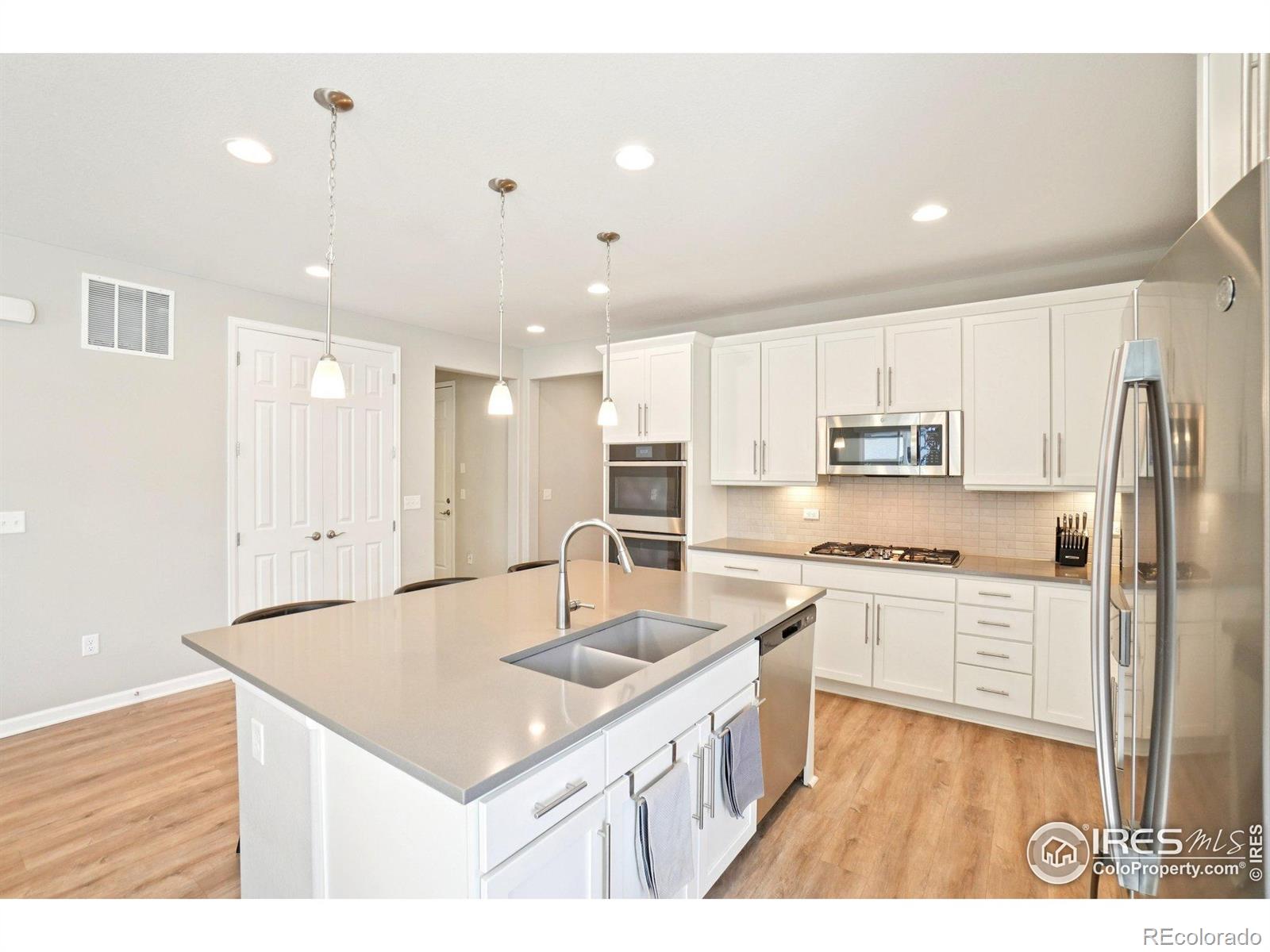 MLS Image #10 for 784  sundown way,erie, Colorado
