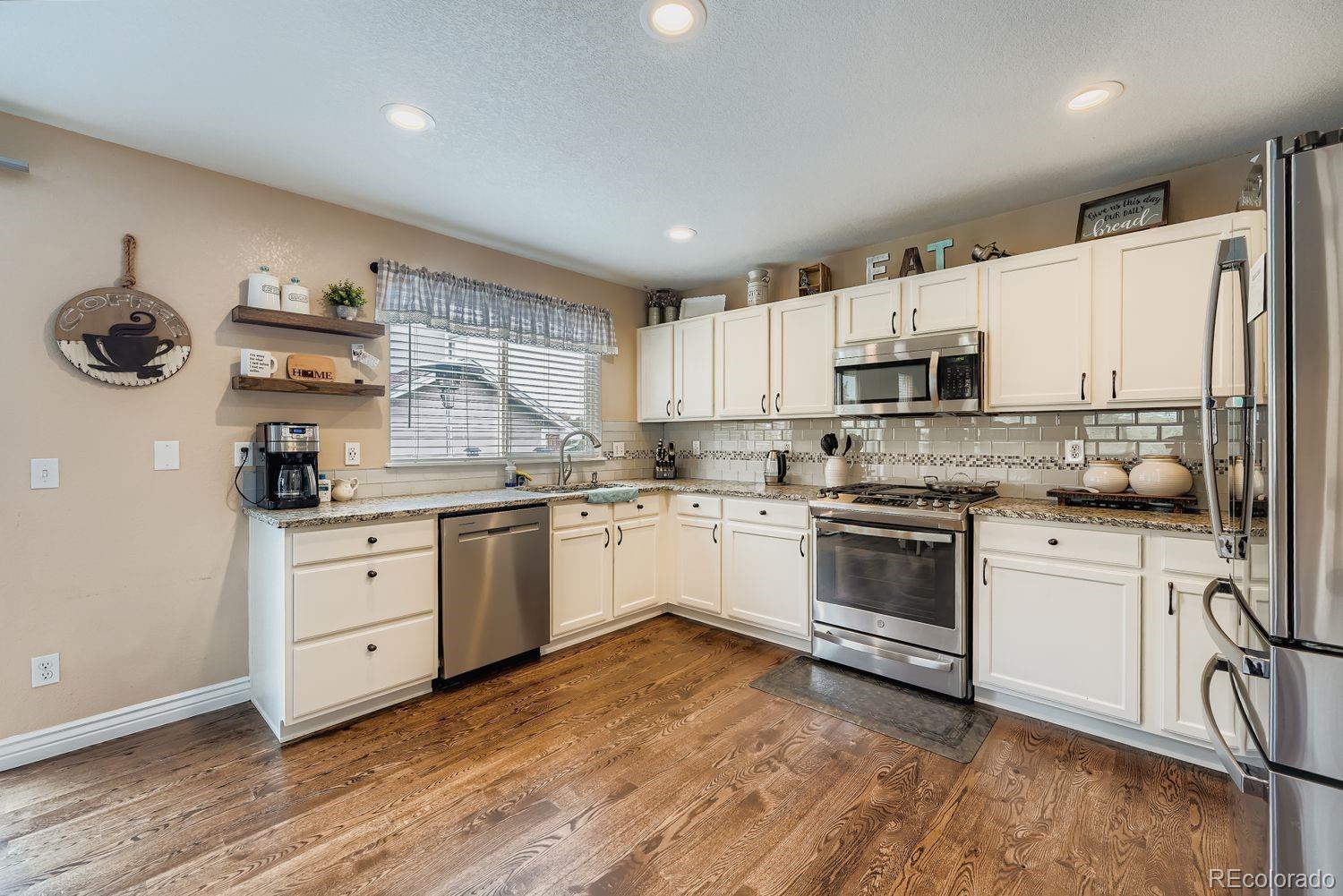 MLS Image #4 for 3051 s espana way,aurora, Colorado