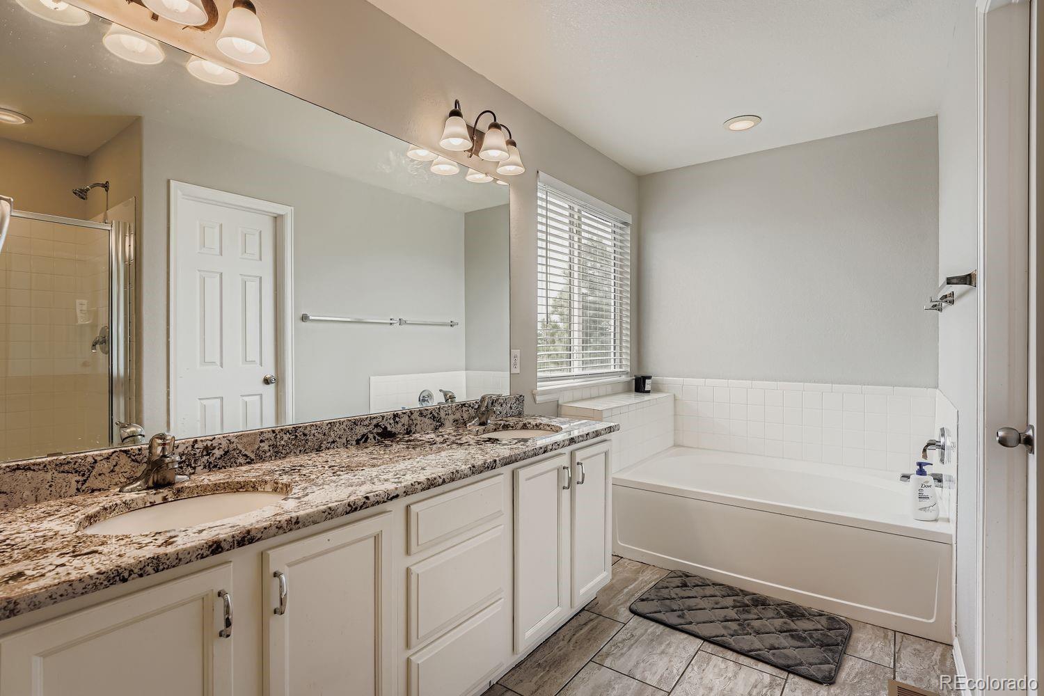 MLS Image #17 for 23201 e orchard place,aurora, Colorado