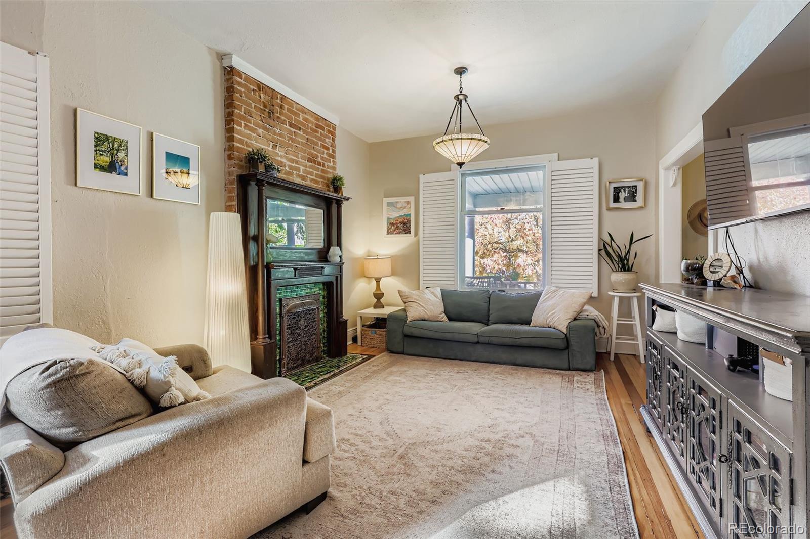 MLS Image #5 for 774 s grant street,denver, Colorado