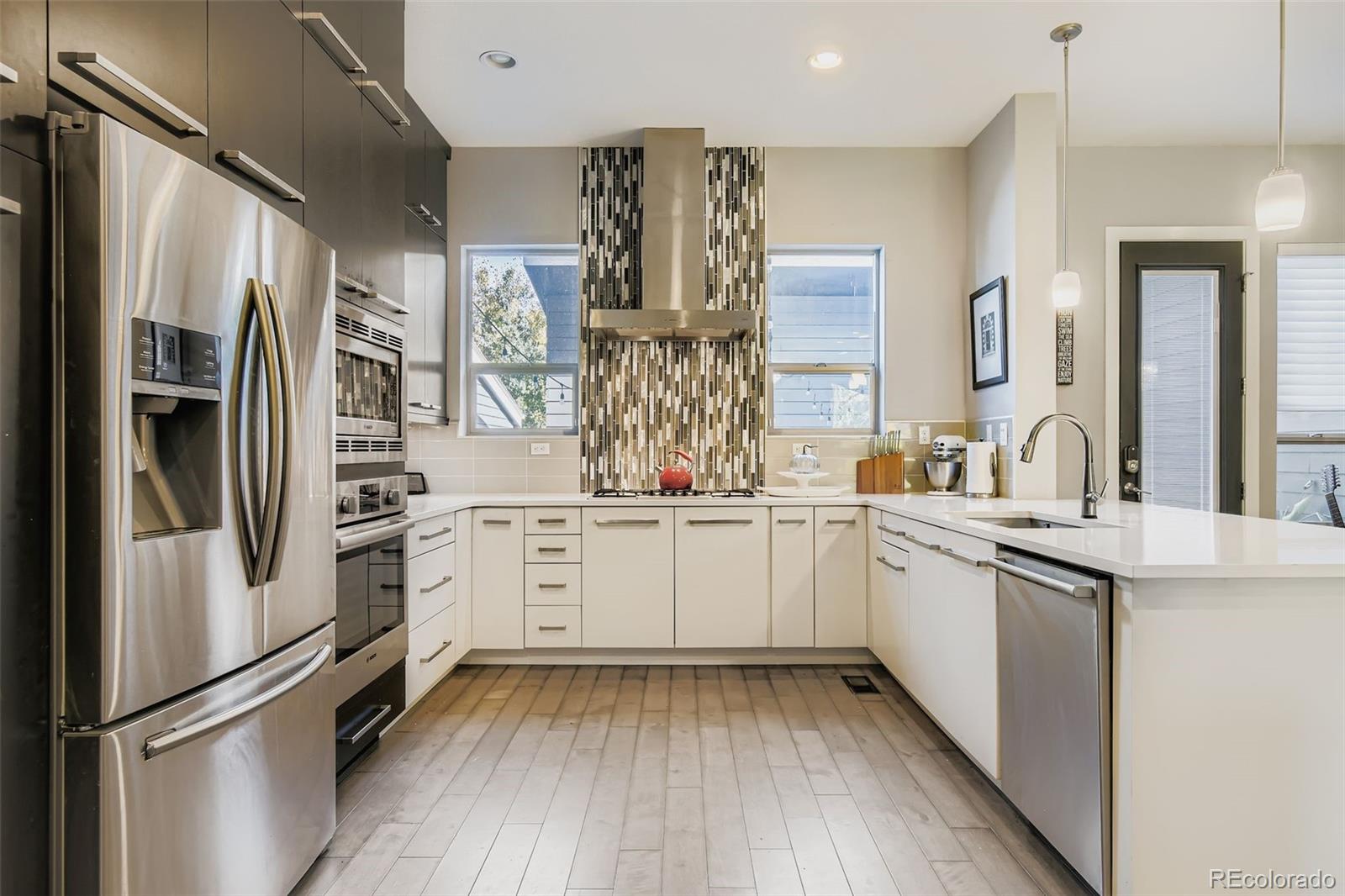 MLS Image #10 for 5054  valentia street 102,denver, Colorado