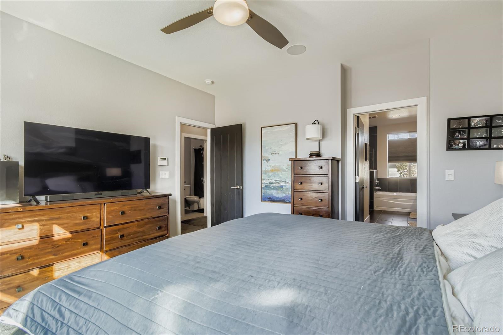 MLS Image #17 for 5054  valentia street 102,denver, Colorado