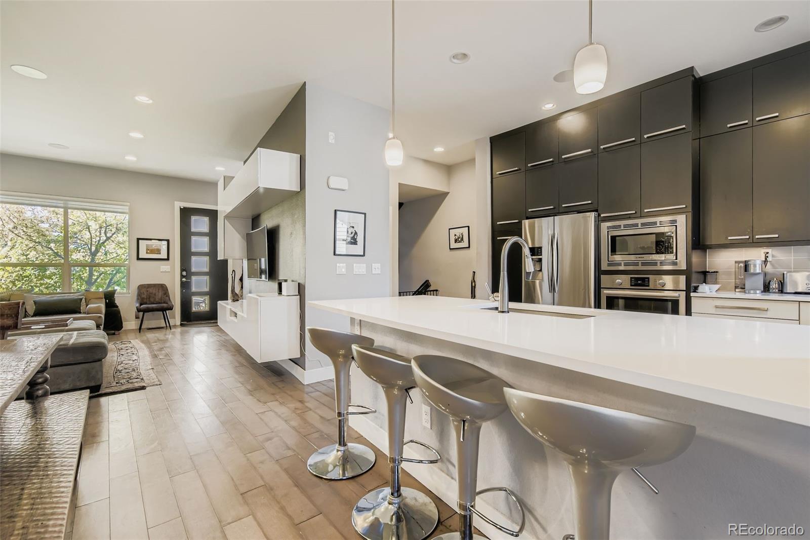 MLS Image #5 for 5054  valentia street 102,denver, Colorado