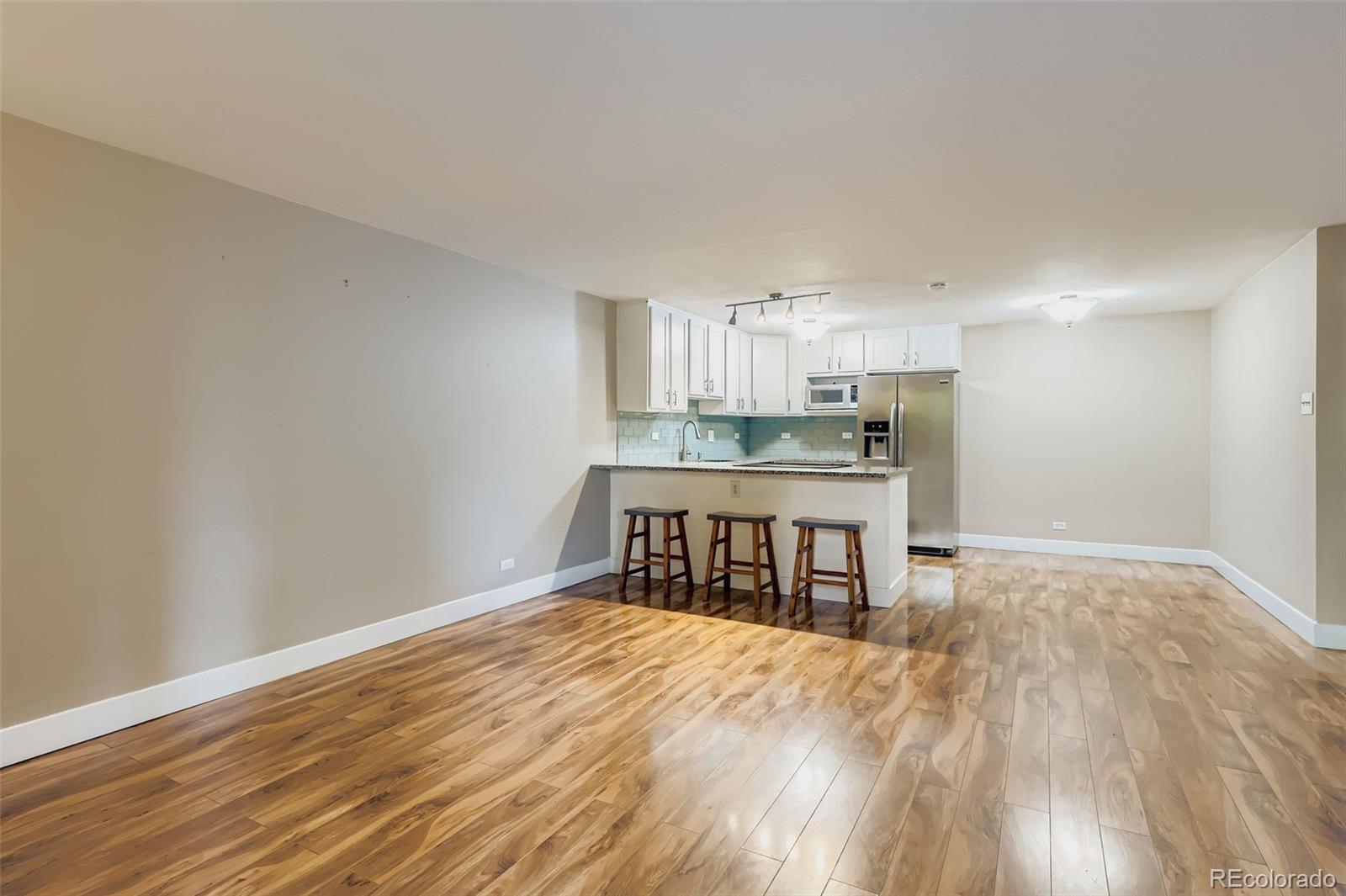 MLS Image #16 for 1366  garfield street 209,denver, Colorado