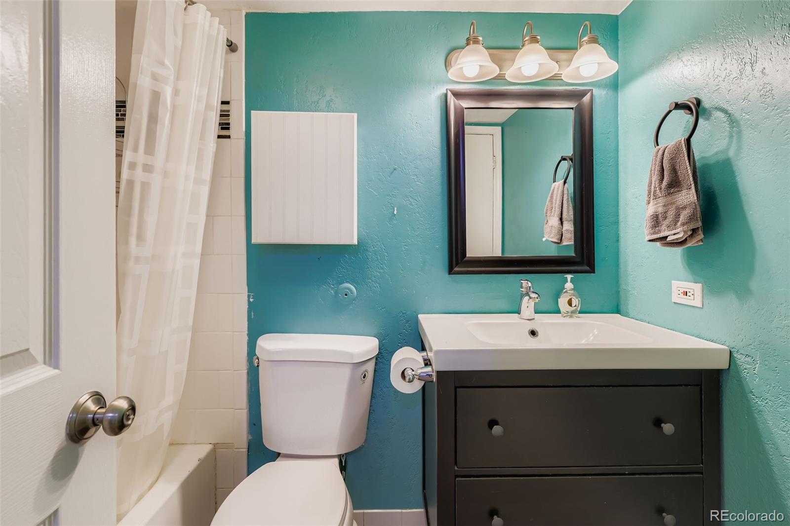 MLS Image #23 for 1366  garfield street 209,denver, Colorado