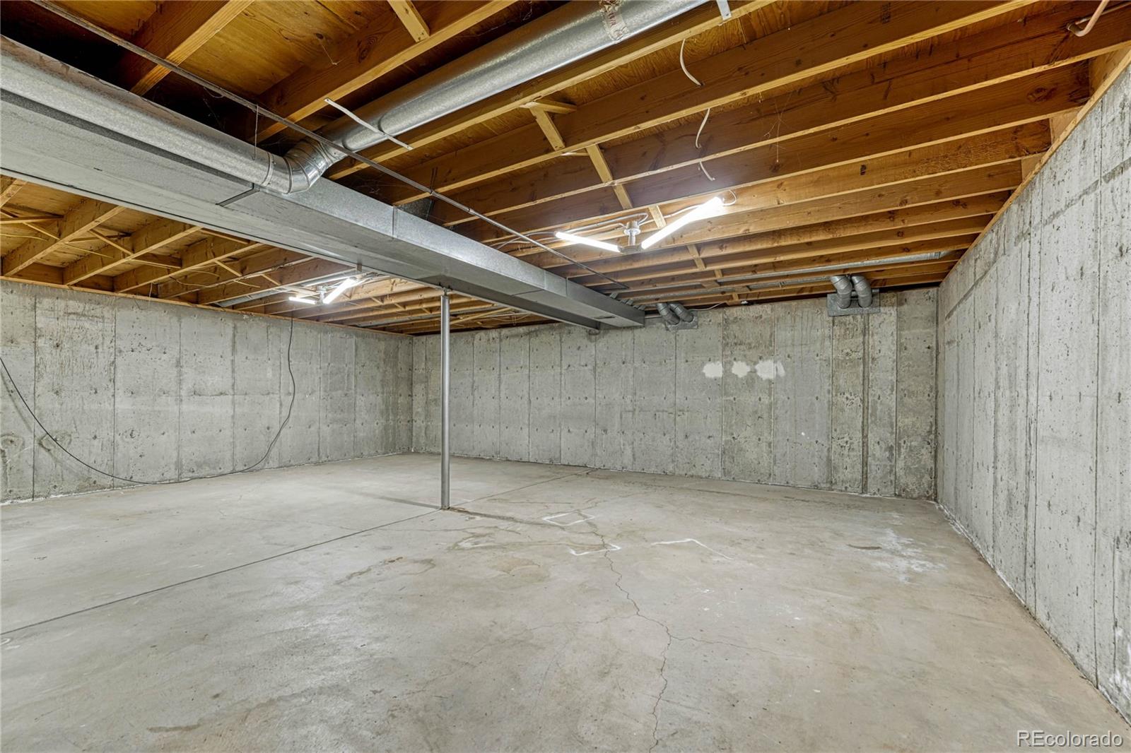 MLS Image #31 for 607 s oswego court,aurora, Colorado