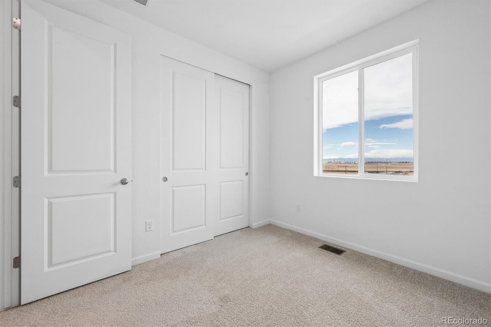 MLS Image #13 for 24091 e 30th place,aurora, Colorado
