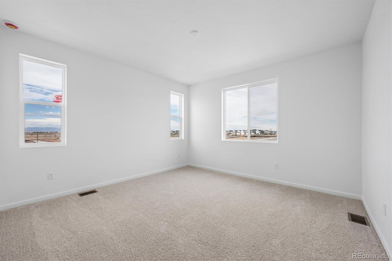 MLS Image #14 for 24091 e 30th place,aurora, Colorado