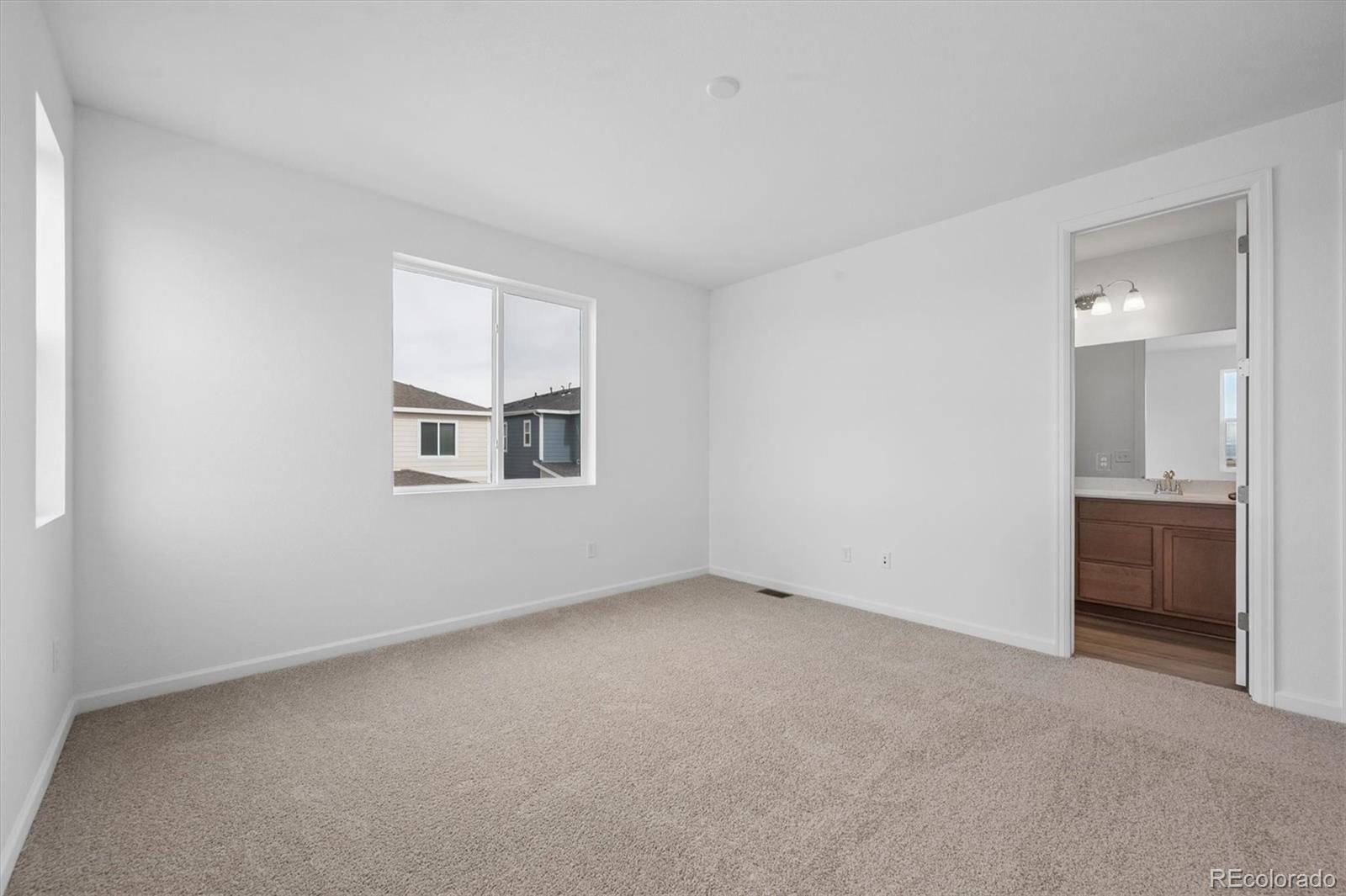 MLS Image #15 for 24091 e 30th place,aurora, Colorado