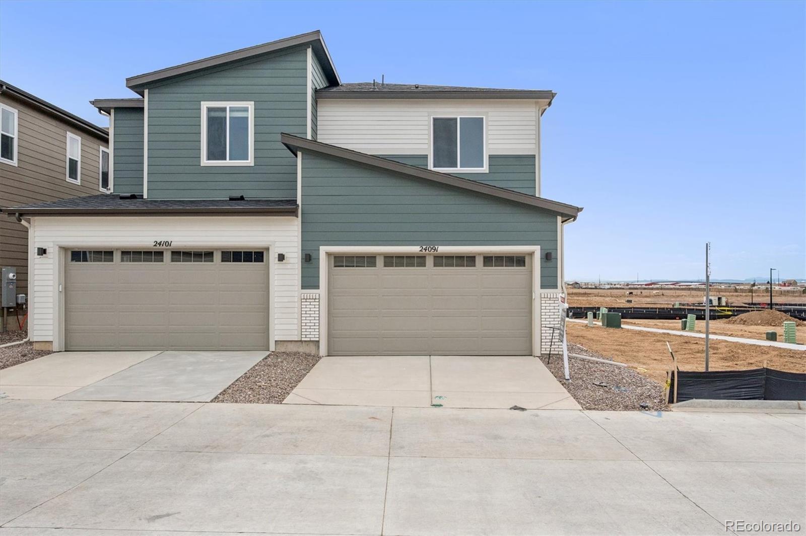 MLS Image #20 for 24091 e 30th place,aurora, Colorado