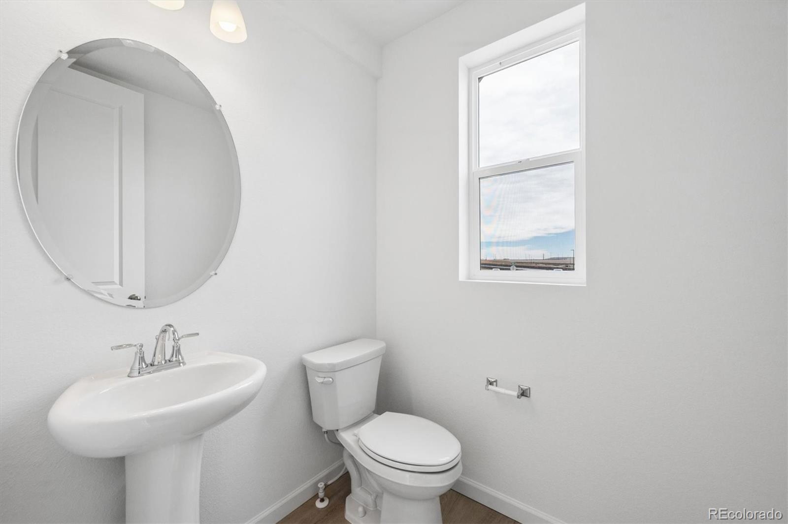 MLS Image #9 for 24091 e 30th place,aurora, Colorado