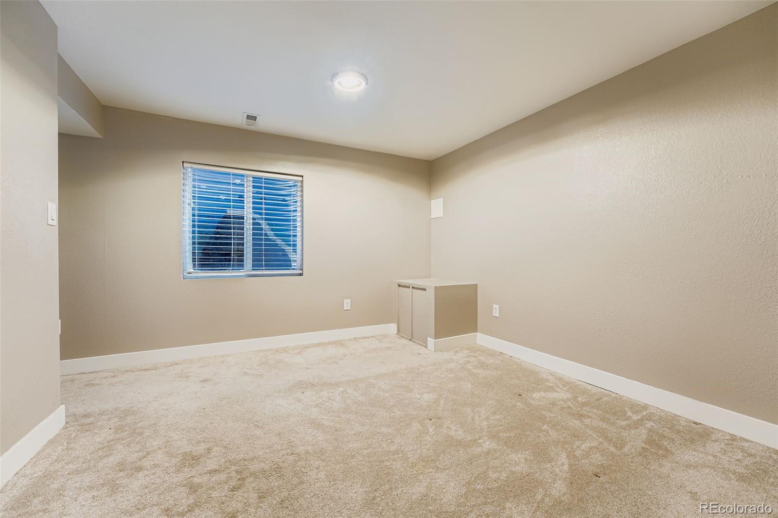 MLS Image #17 for 7041 s valdai street,aurora, Colorado