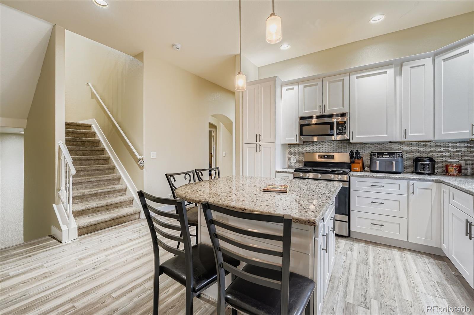 MLS Image #8 for 7041 s valdai street,aurora, Colorado