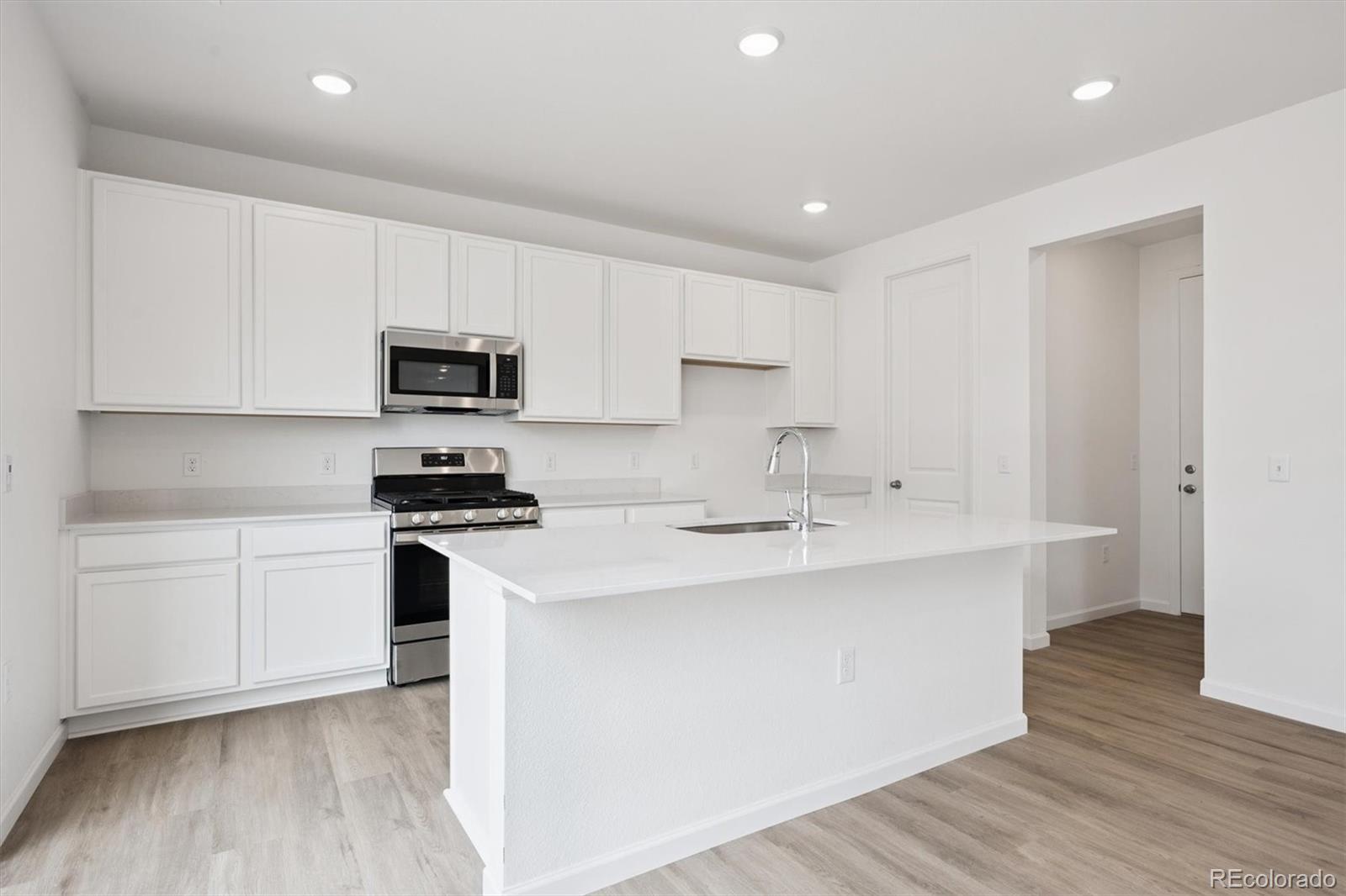 MLS Image #7 for 489 s salida street,aurora, Colorado