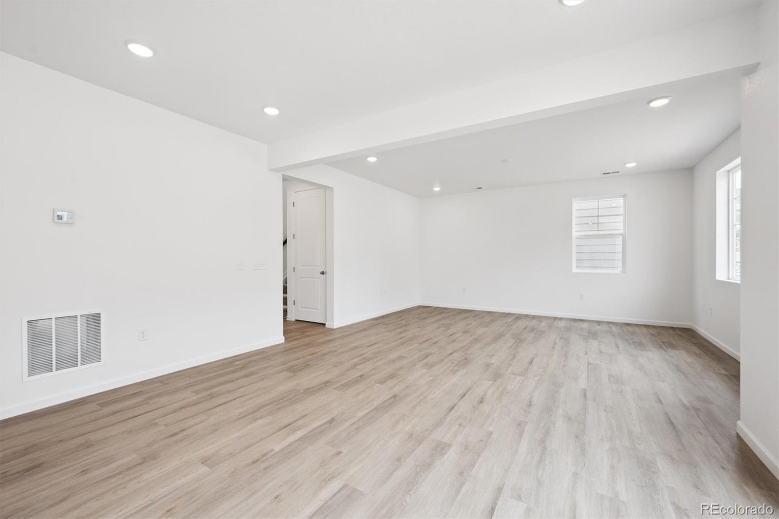 MLS Image #8 for 489 s salida street,aurora, Colorado