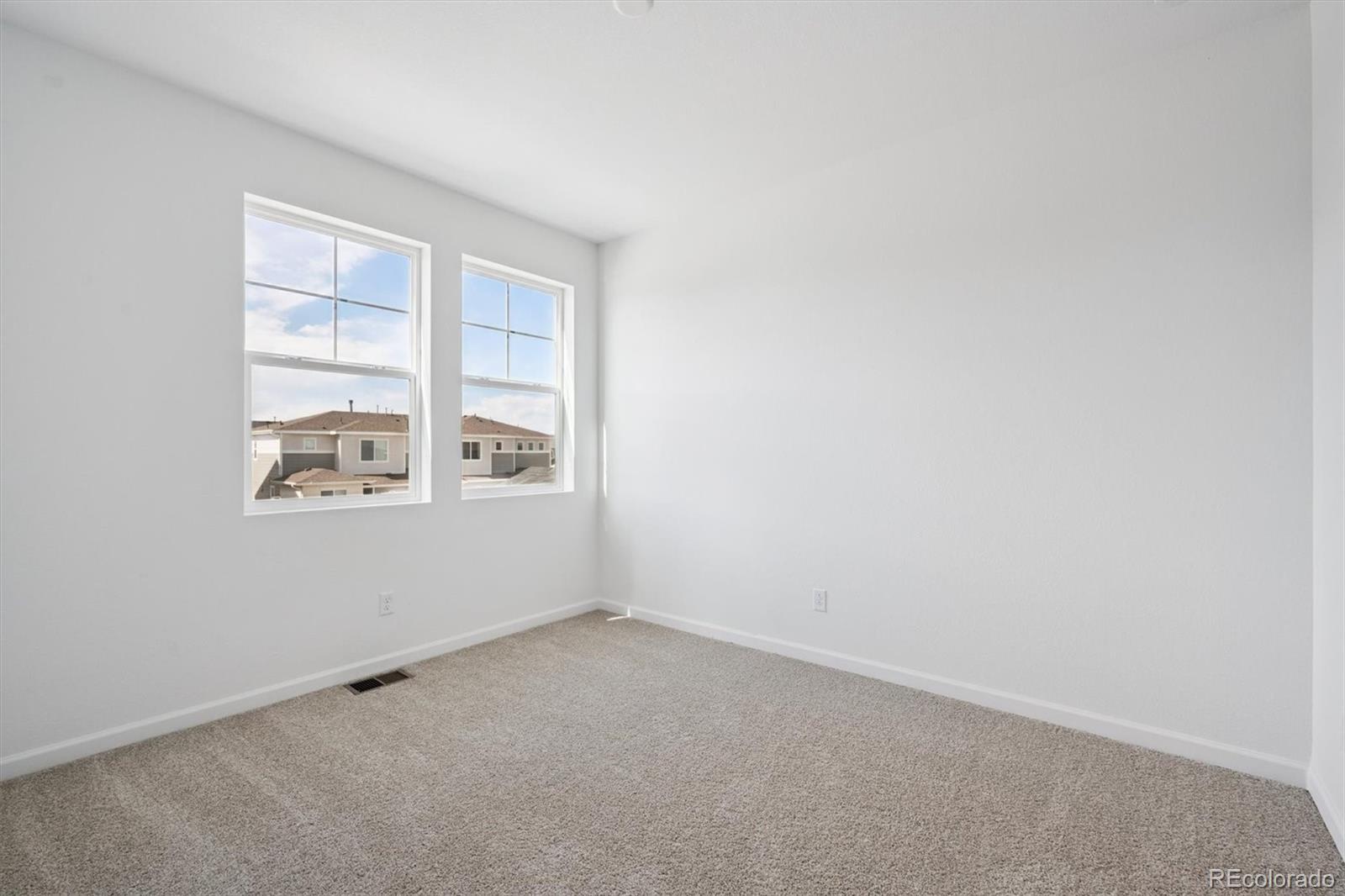 MLS Image #12 for 6586 n nepal street,aurora, Colorado