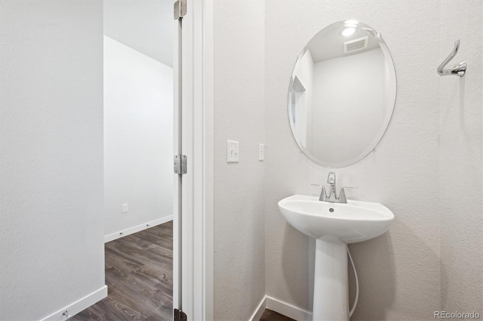 MLS Image #13 for 3364 n irvington street,aurora, Colorado