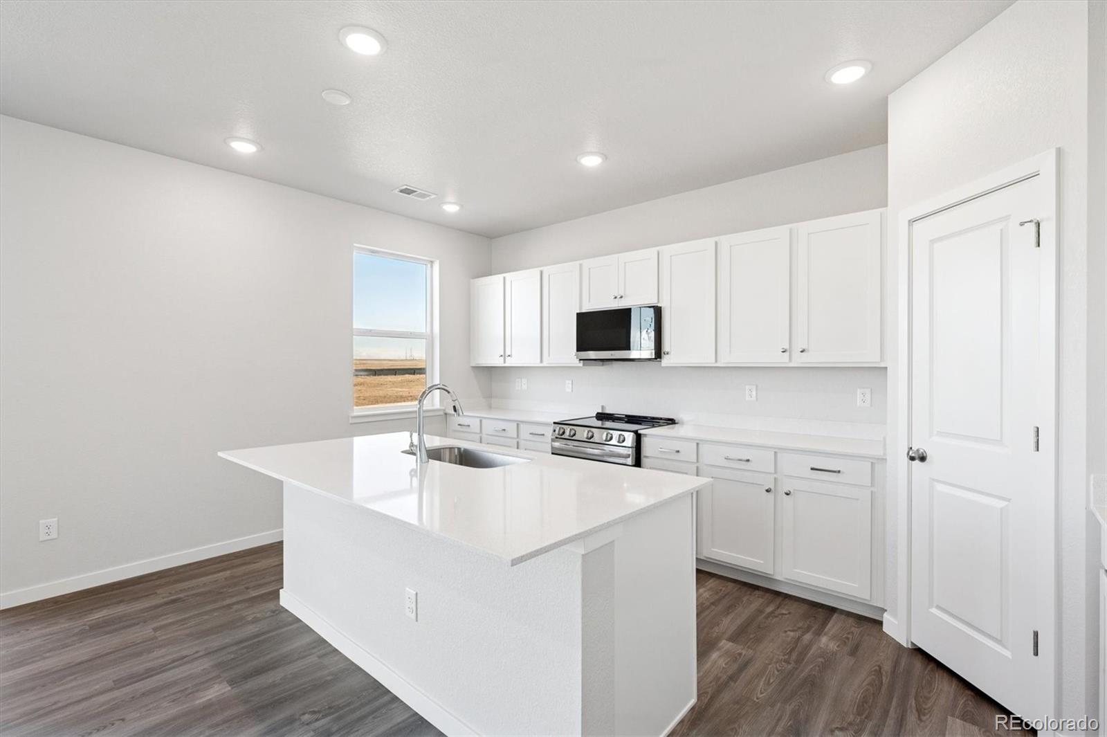 MLS Image #5 for 3364 n irvington street,aurora, Colorado