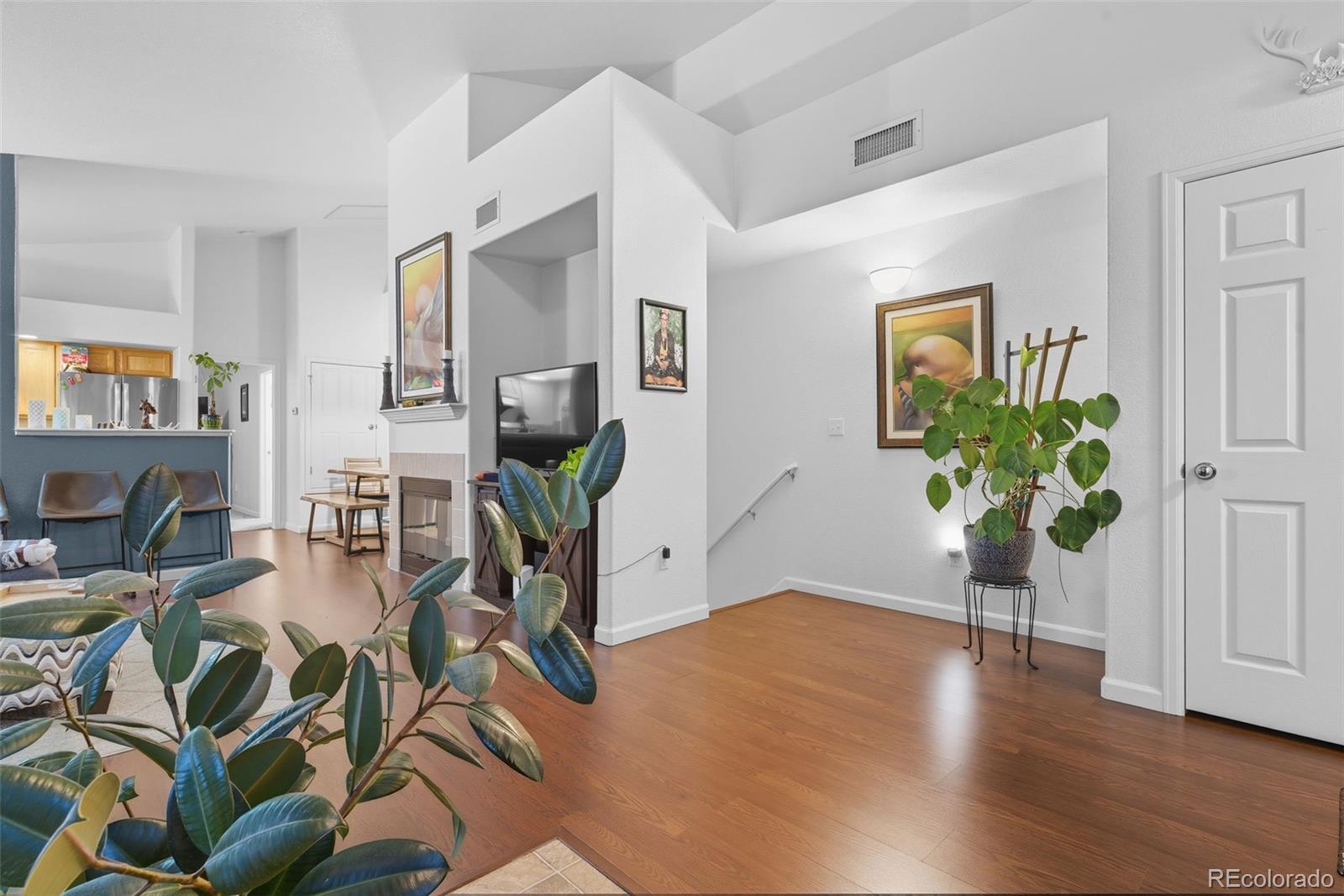 MLS Image #3 for 5800  tower road,denver, Colorado