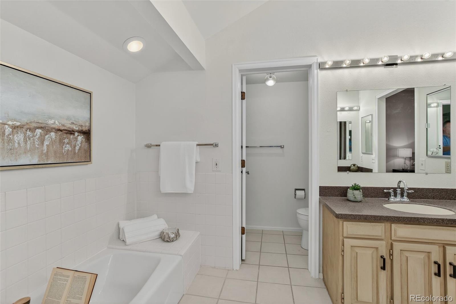 MLS Image #20 for 6345 s geneva circle,englewood, Colorado