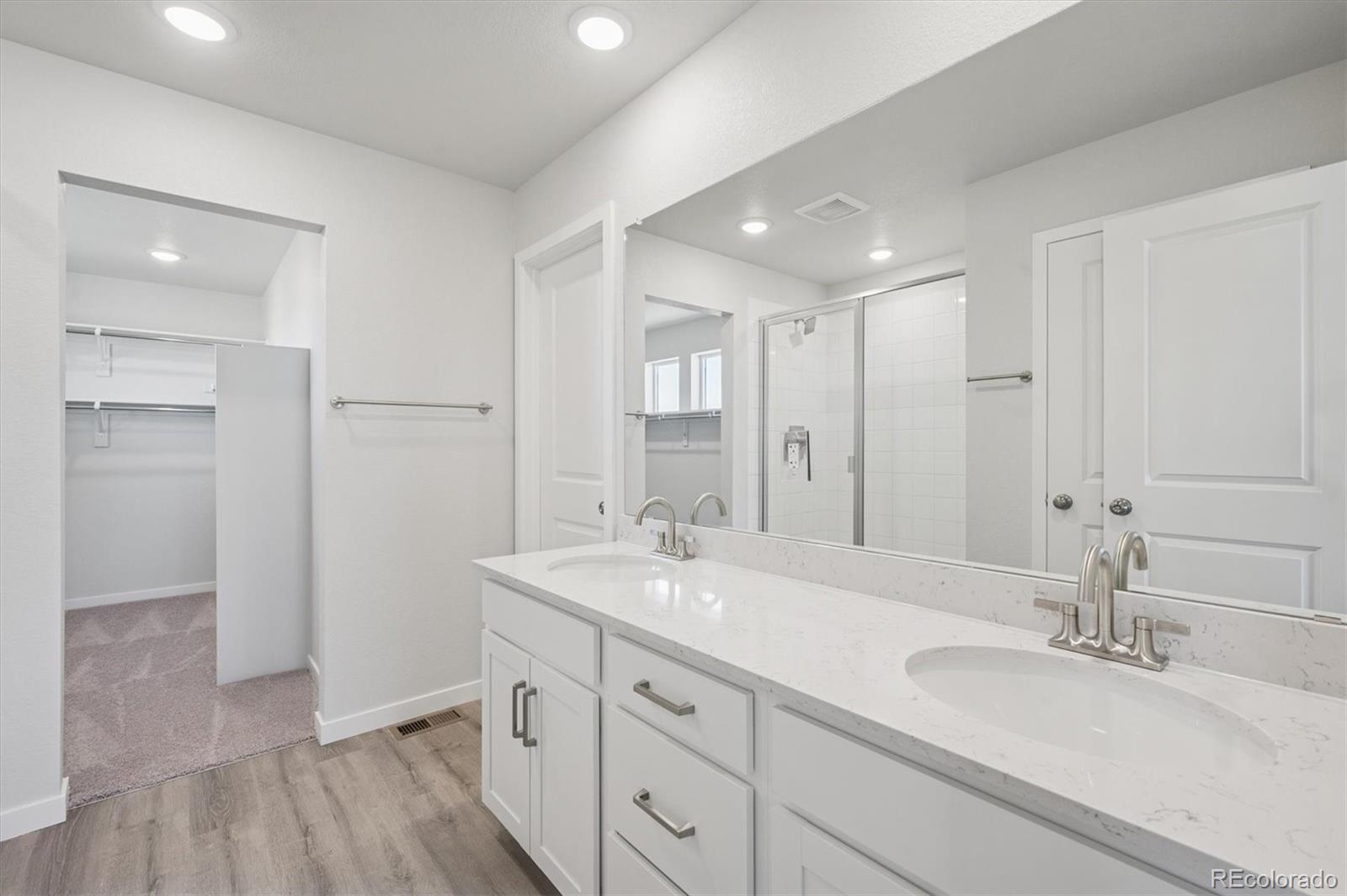 MLS Image #17 for 3384 n irvington street,aurora, Colorado