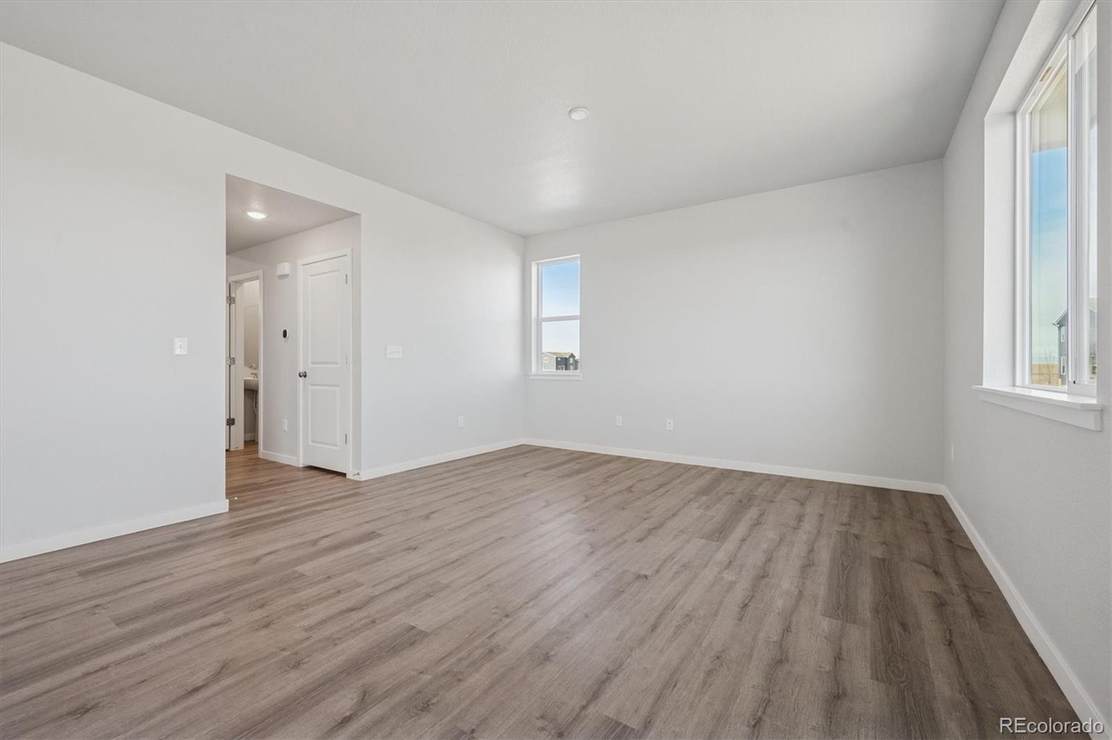 MLS Image #3 for 3384 n irvington street,aurora, Colorado