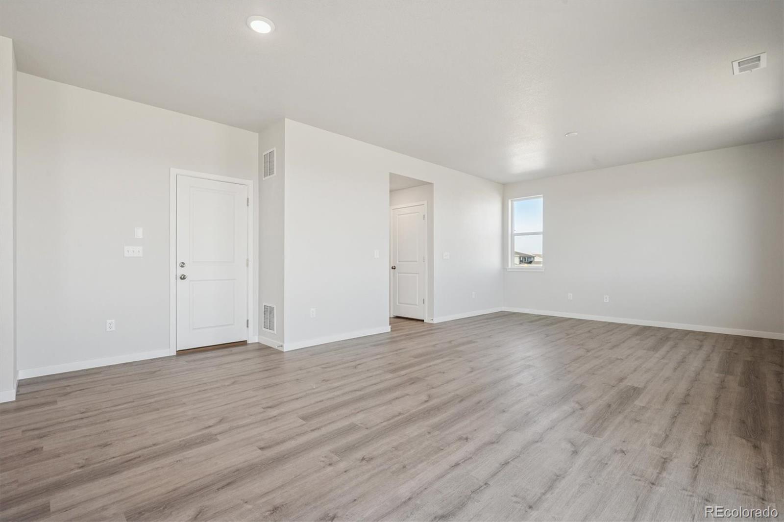 MLS Image #6 for 3384 n irvington street,aurora, Colorado
