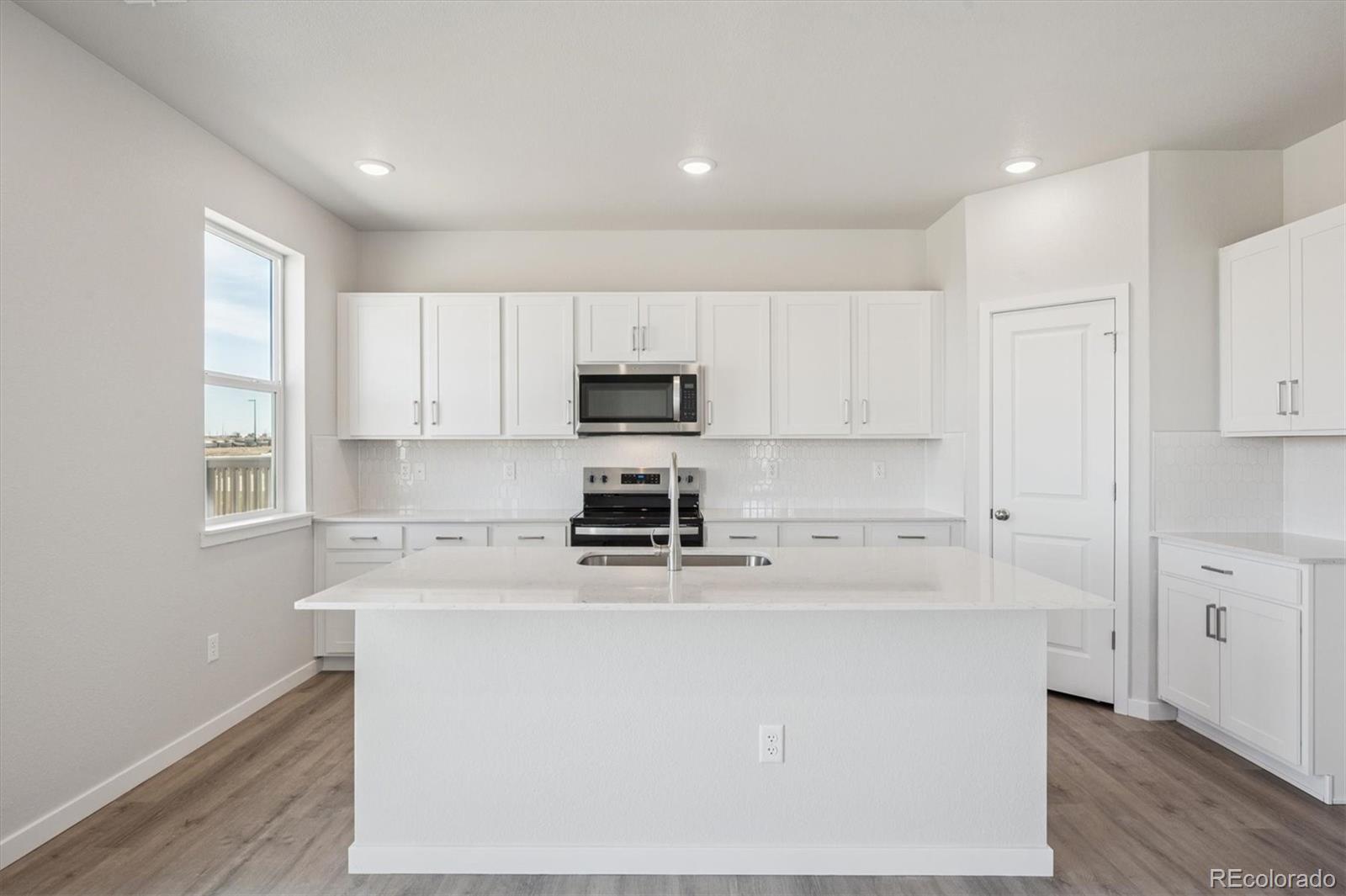 MLS Image #8 for 3384 n irvington street,aurora, Colorado
