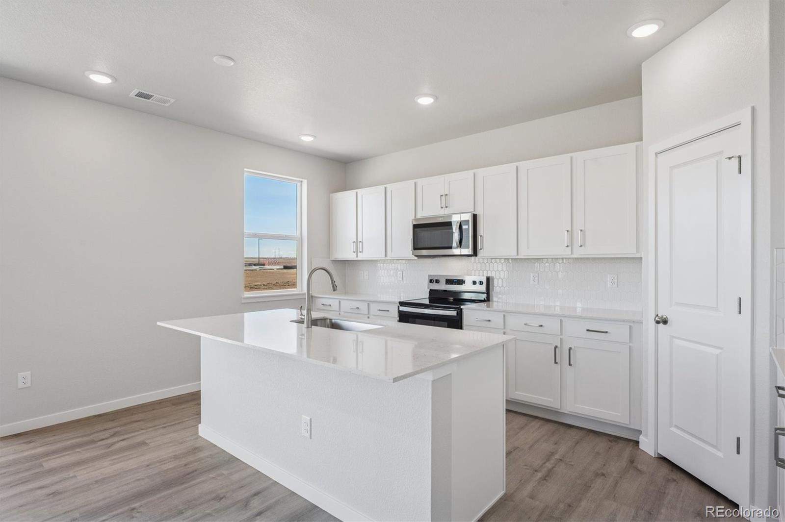 MLS Image #9 for 3384 n irvington street,aurora, Colorado