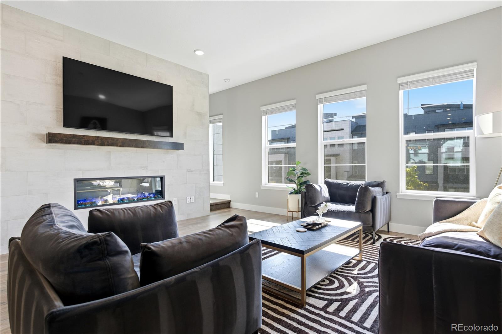 MLS Image #5 for 10177 e 62nd avenue ,denver, Colorado