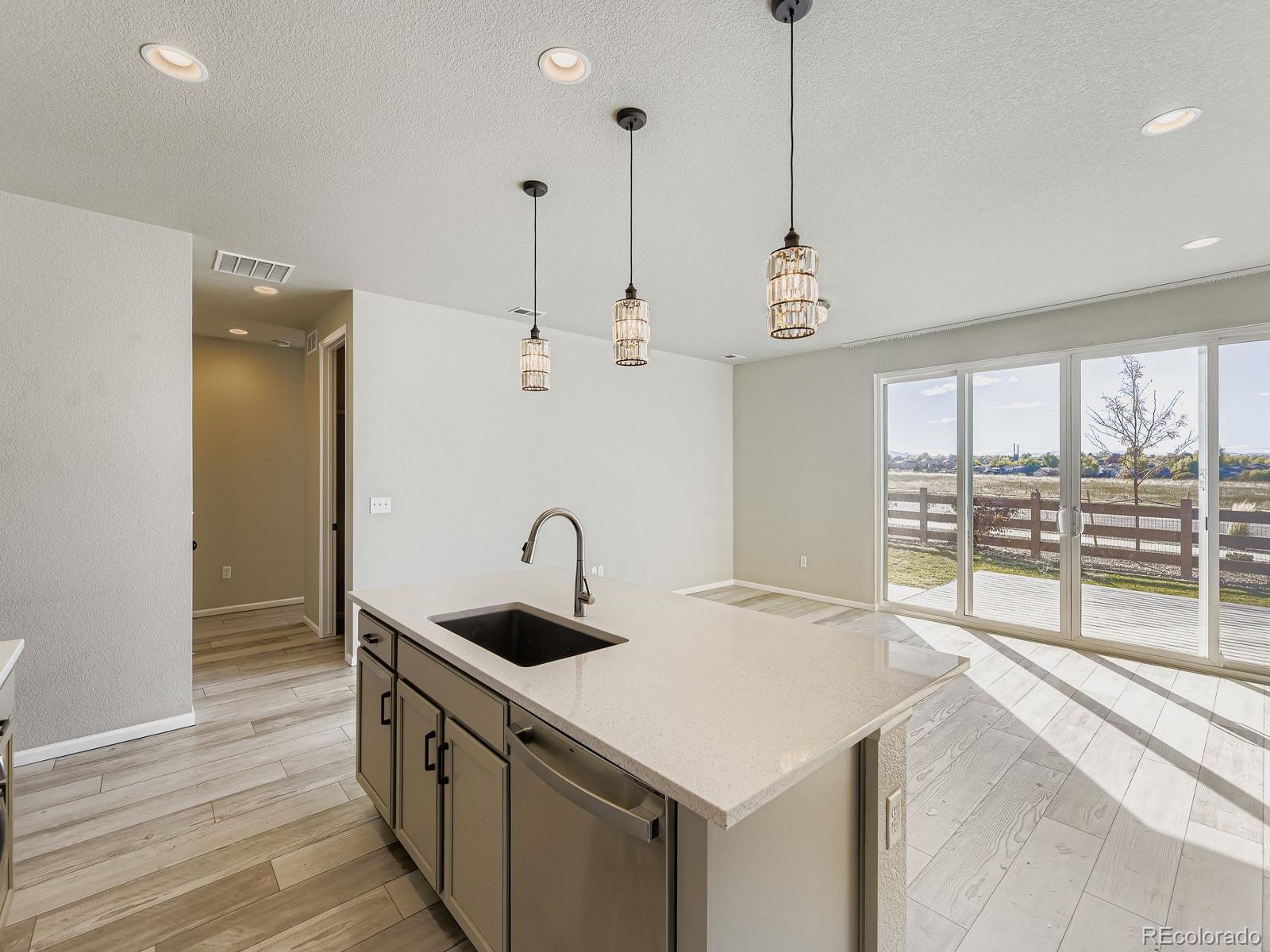 MLS Image #11 for 107 s edge cliff street,castle rock, Colorado