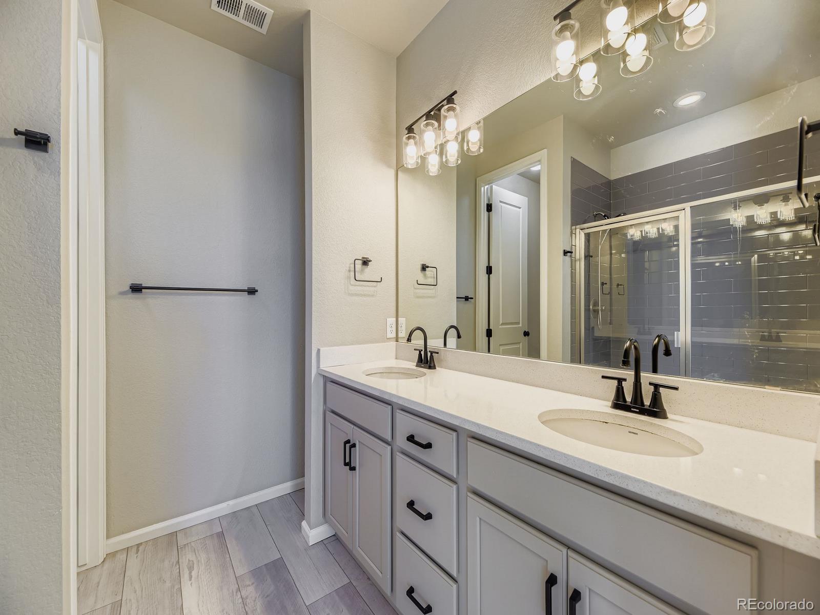 MLS Image #17 for 107 s edge cliff street,castle rock, Colorado