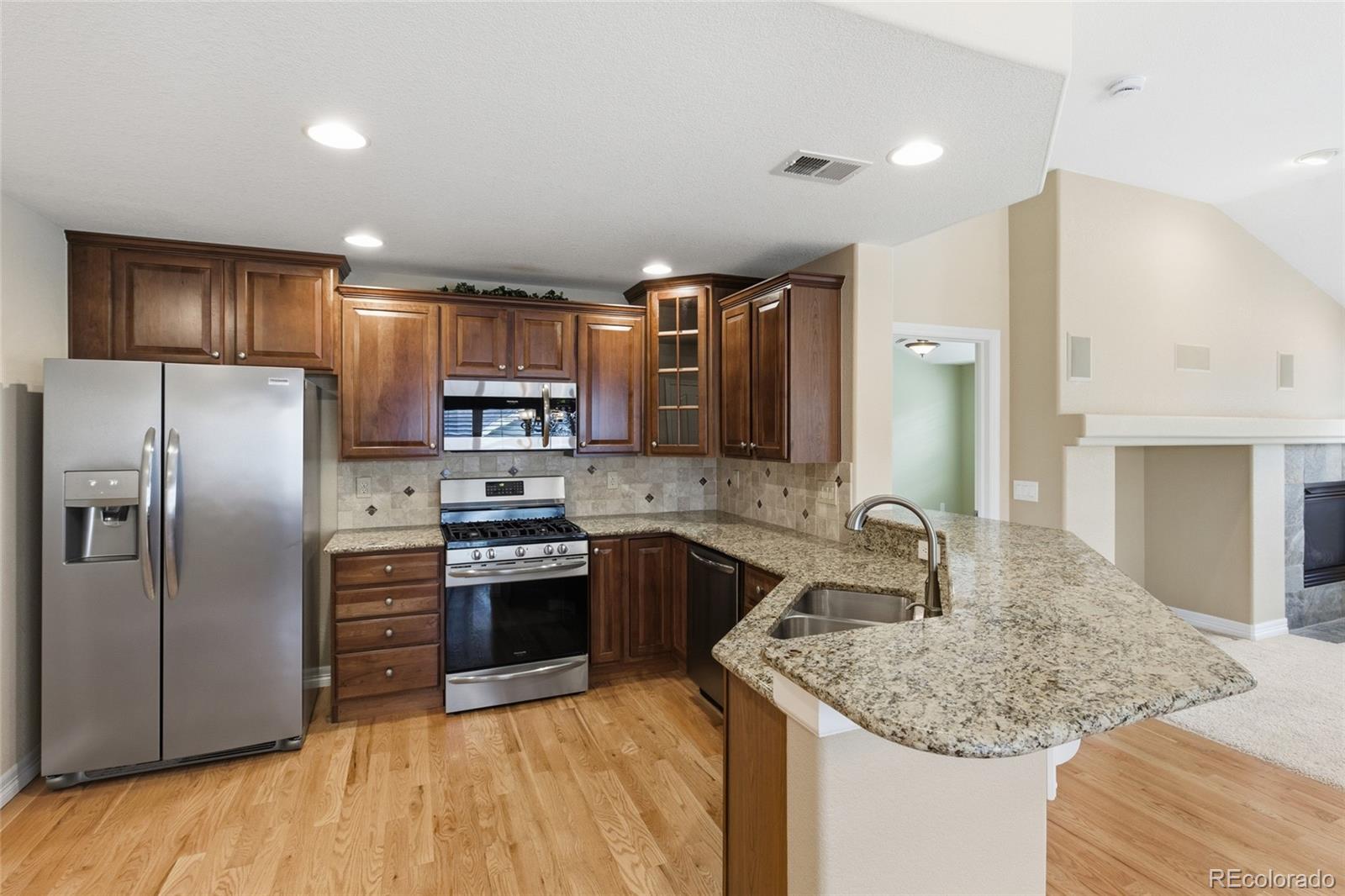 MLS Image #10 for 7587 s biloxi way ,aurora, Colorado