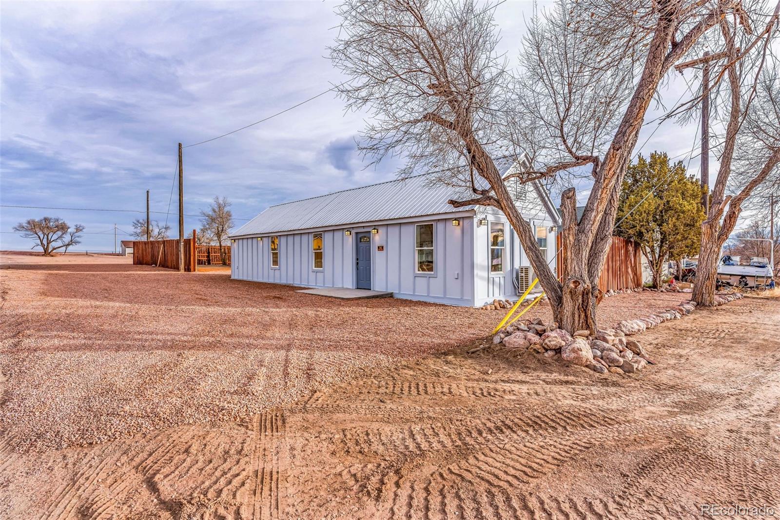MLS Image #3 for 312  fremont street,penrose, Colorado