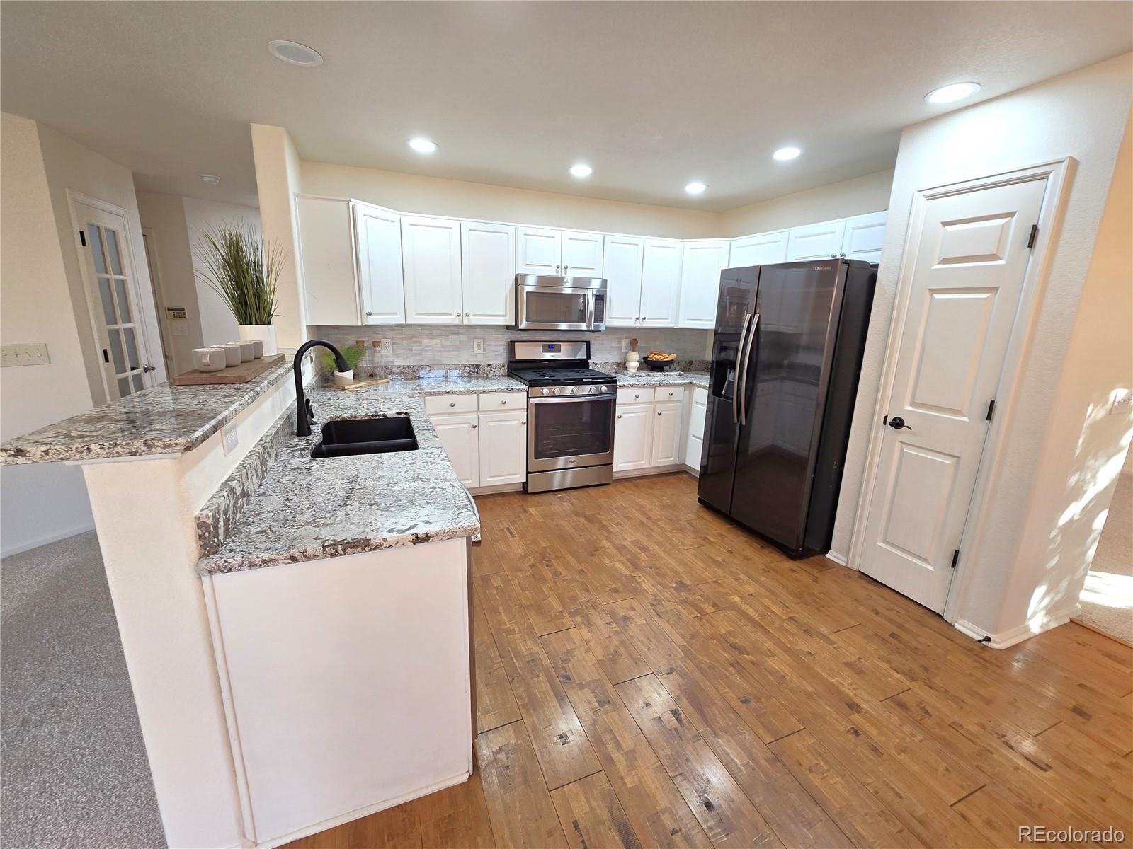 MLS Image #3 for 3574  buffalo avenue,broomfield, Colorado