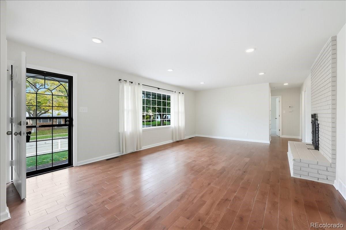 MLS Image #3 for 2327  mount vernon street,colorado springs, Colorado